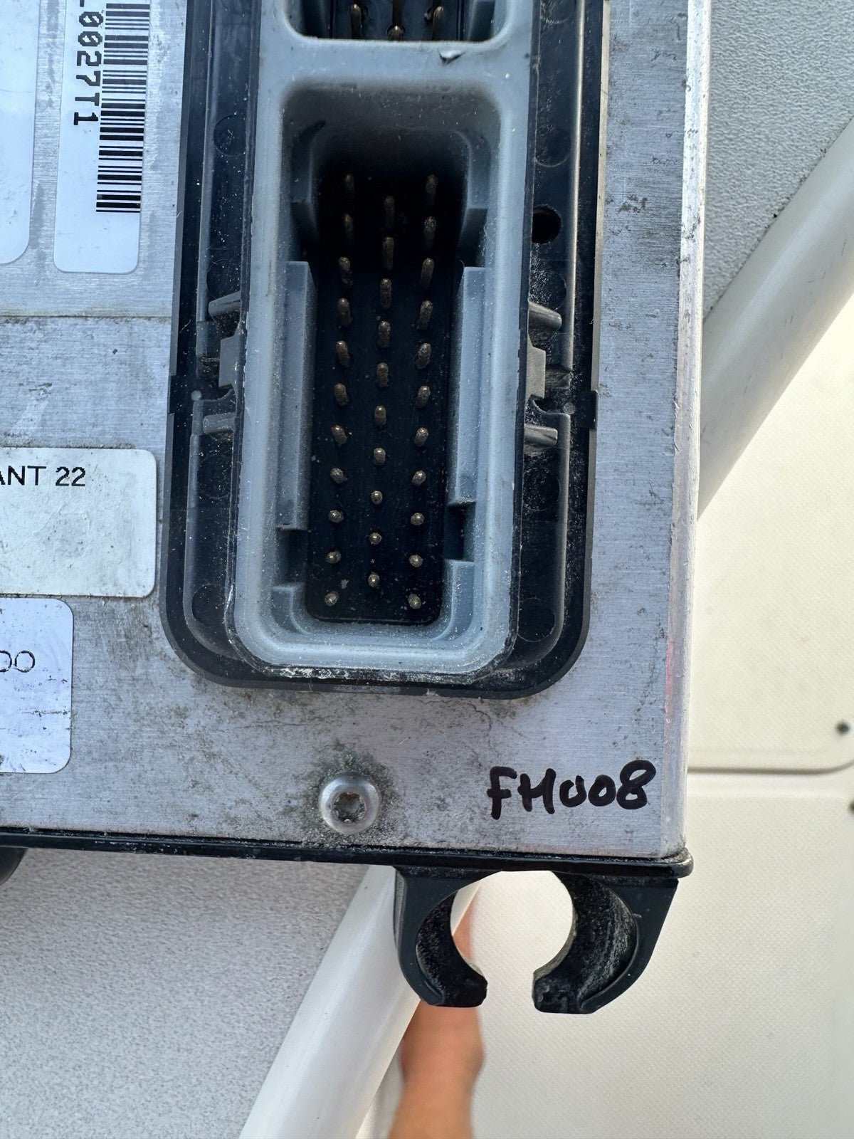 2004 Mercury Verado 250 PCM Computer ECU PCM 885558 Control Unit PCM0309 - Fishhawk MarineeBay Motors:Parts & Accessories:Boat Parts:Outboard Engines & Components:Electrical Systems