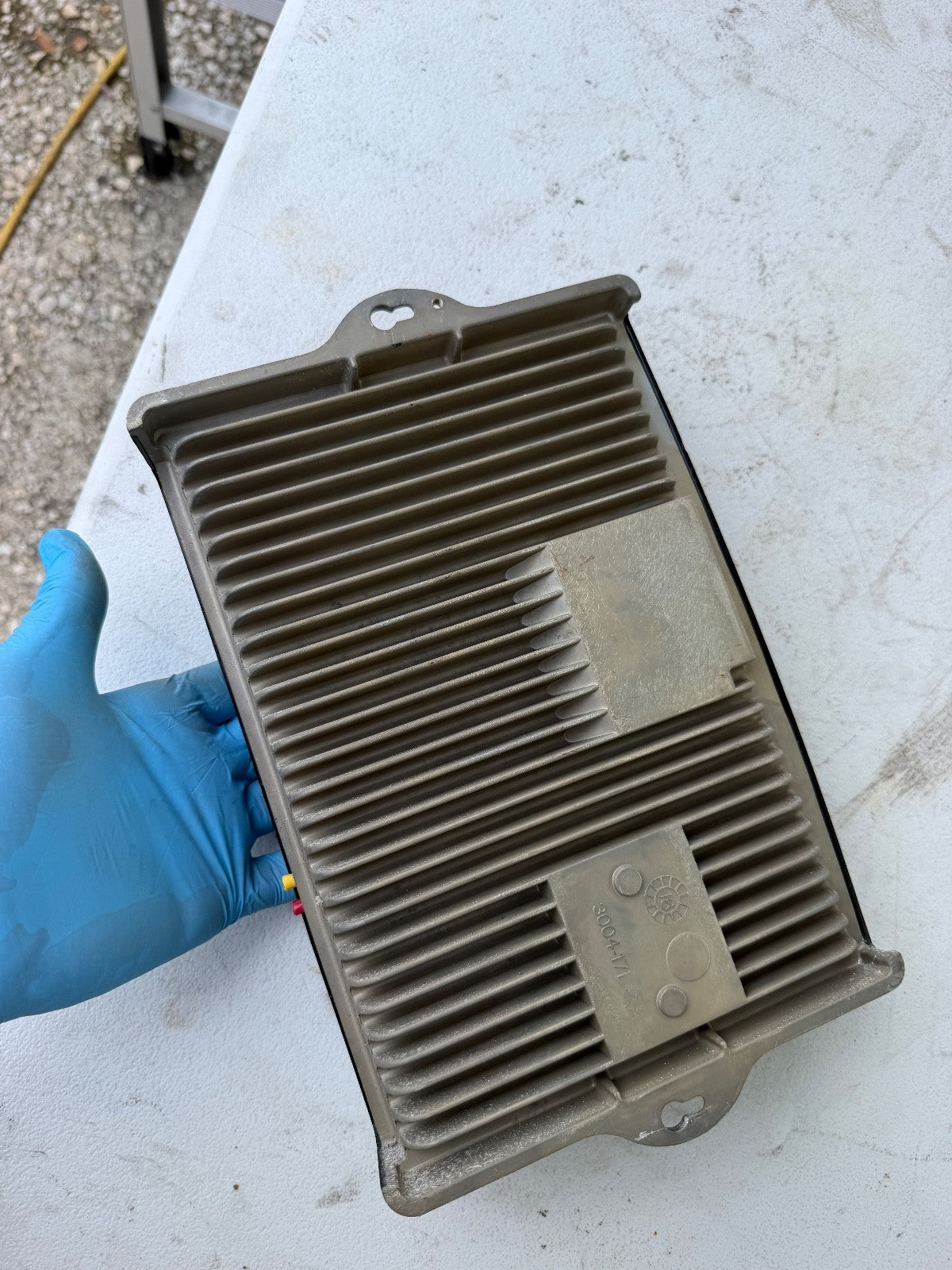 8973982