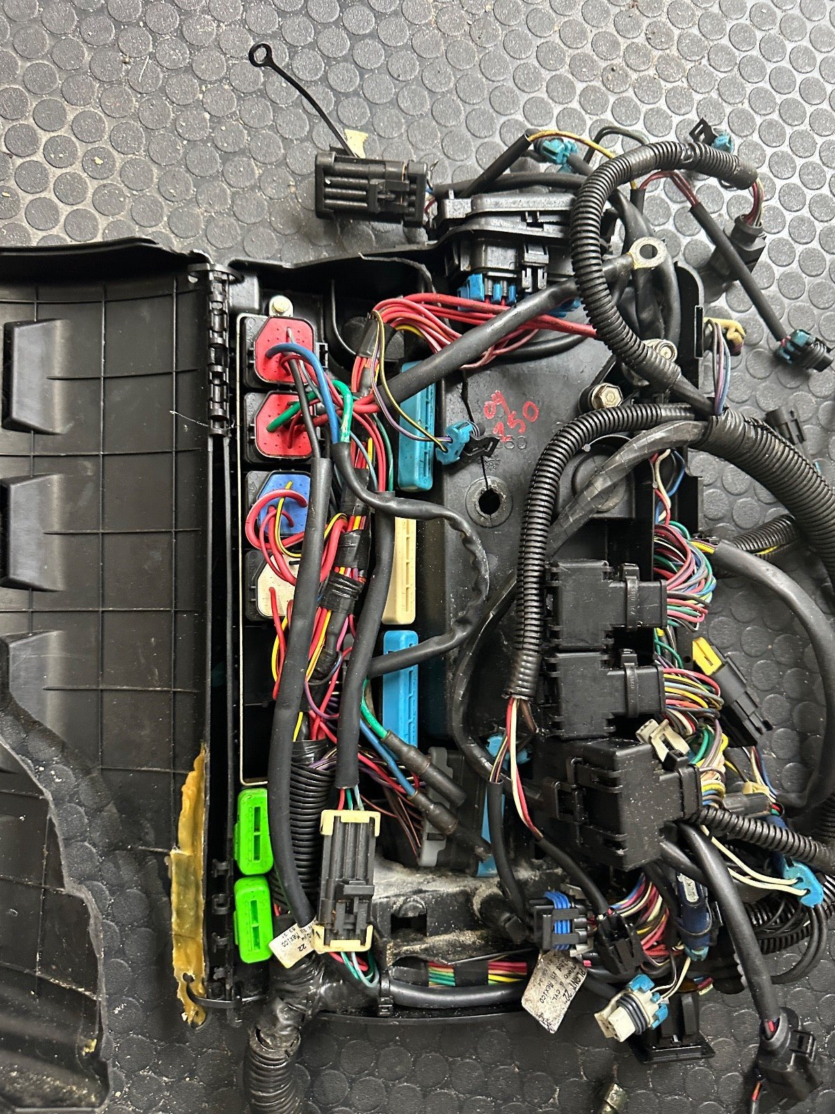 Mercury 2004 250 HP L6 Verado Engine Wire Wiring Harness 4 - RELAY HARNESS - Fishhawk MarineeBay Motors:Parts & Accessories:Boat Parts:Outboard Engines & Components:Electrical Systems