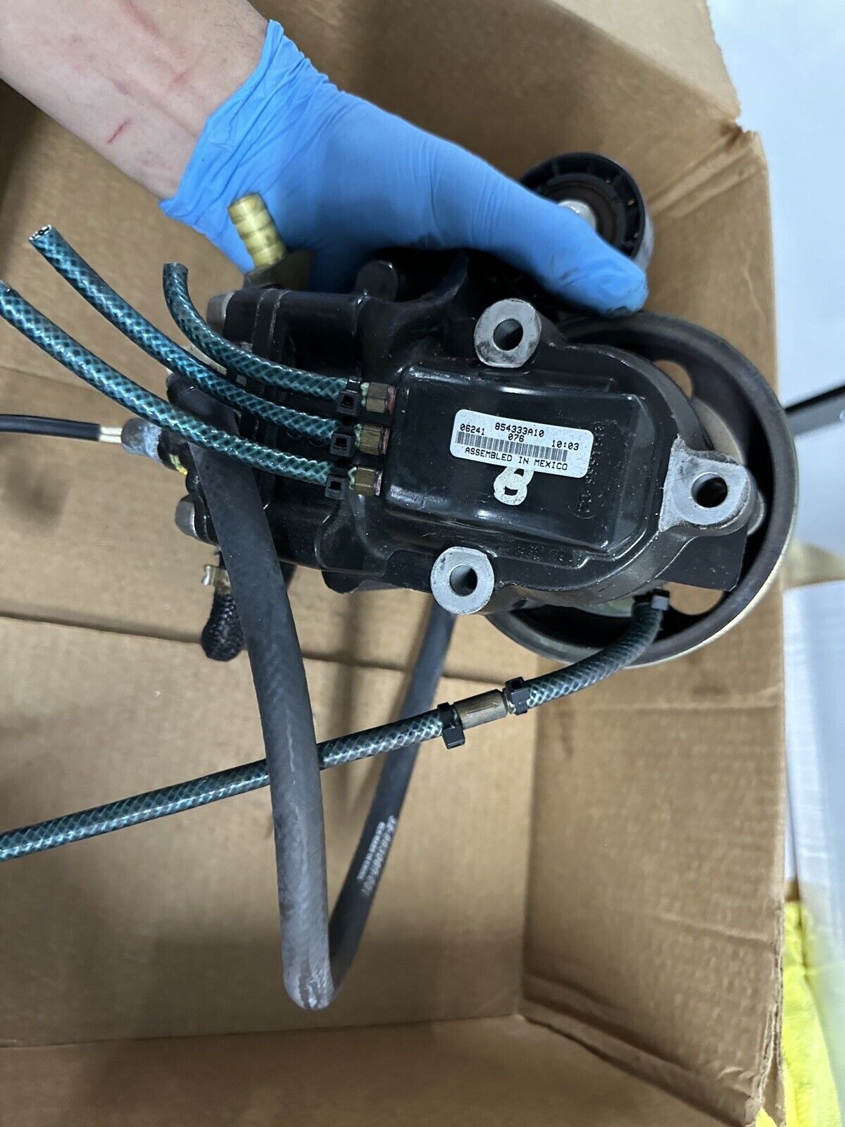 Mercury Optimax 75 - 90 - 115 - 125 HP Air Compressor Assy Outboard 854333A10 - Fishhawk MarineeBay Motors:Parts & Accessories:Boat Parts:Outboard Engines & Components:Intake & Fuel Systems