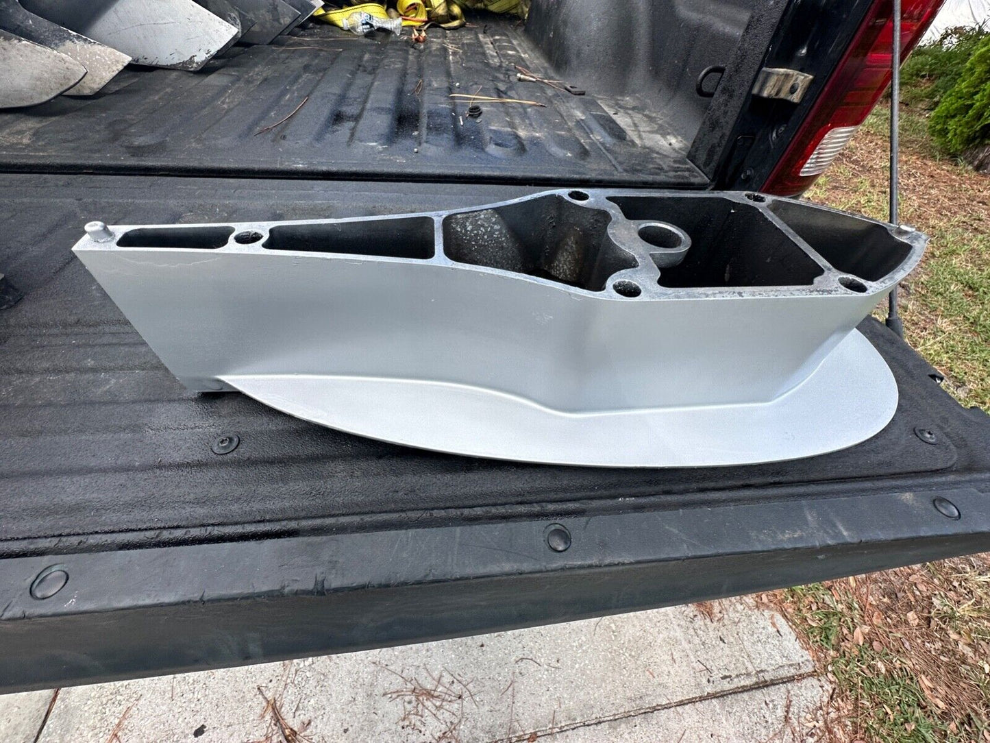 Mercury Verado 5" Spacer Extension Housing Midsection 880647T 225 250 275 300 - Fishhawk MarineeBay Motors:Parts & Accessories:Boat Parts:Outboard Engines & Components:Mid-Sections