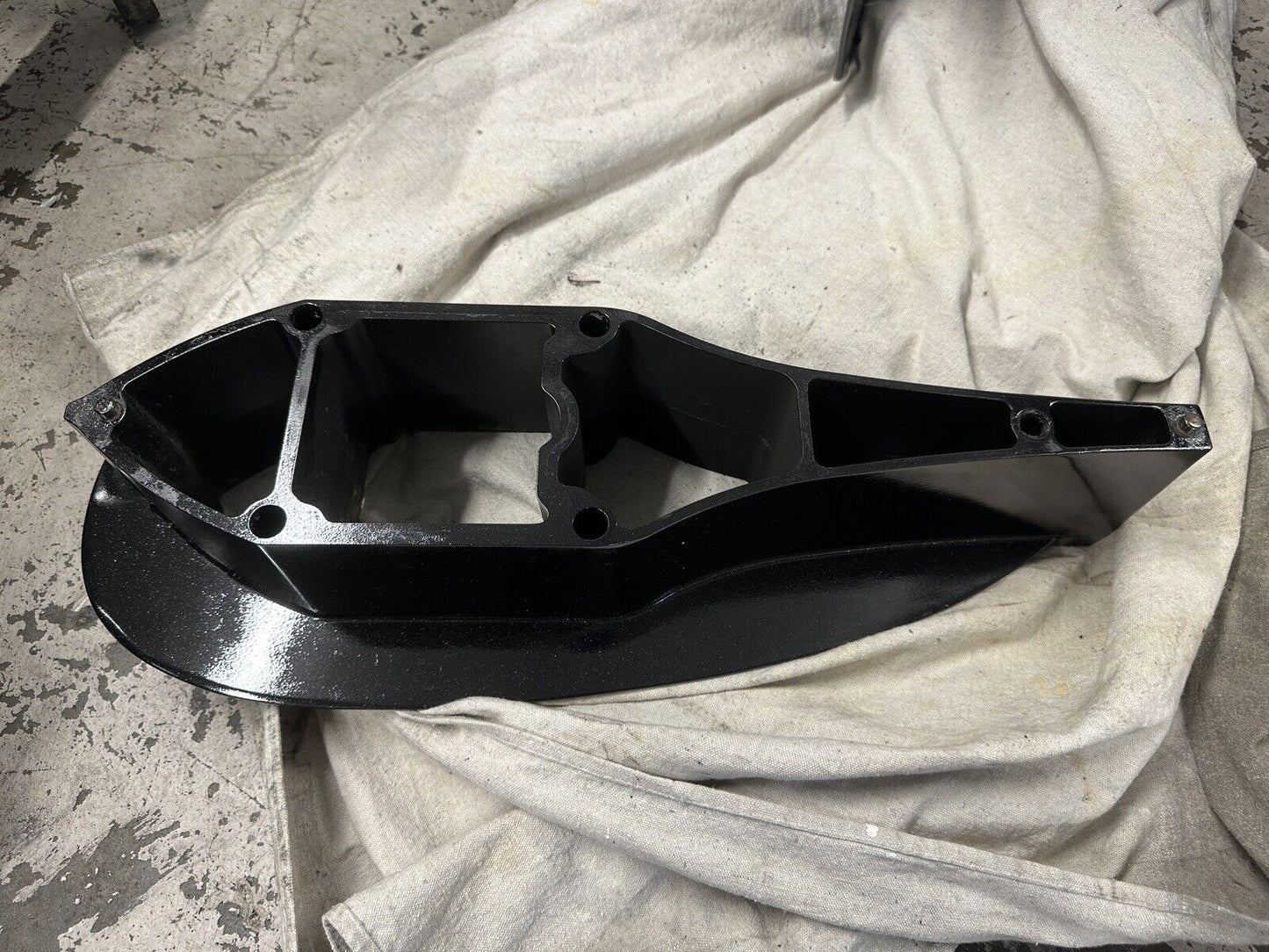 Mercury Verado 5" Spacer Extension Housing Midsection 880647T -30 day warranty - Fishhawk MarineeBay Motors:Parts & Accessories:Boat Parts:Outboard Engines & Components:Mid-Sections