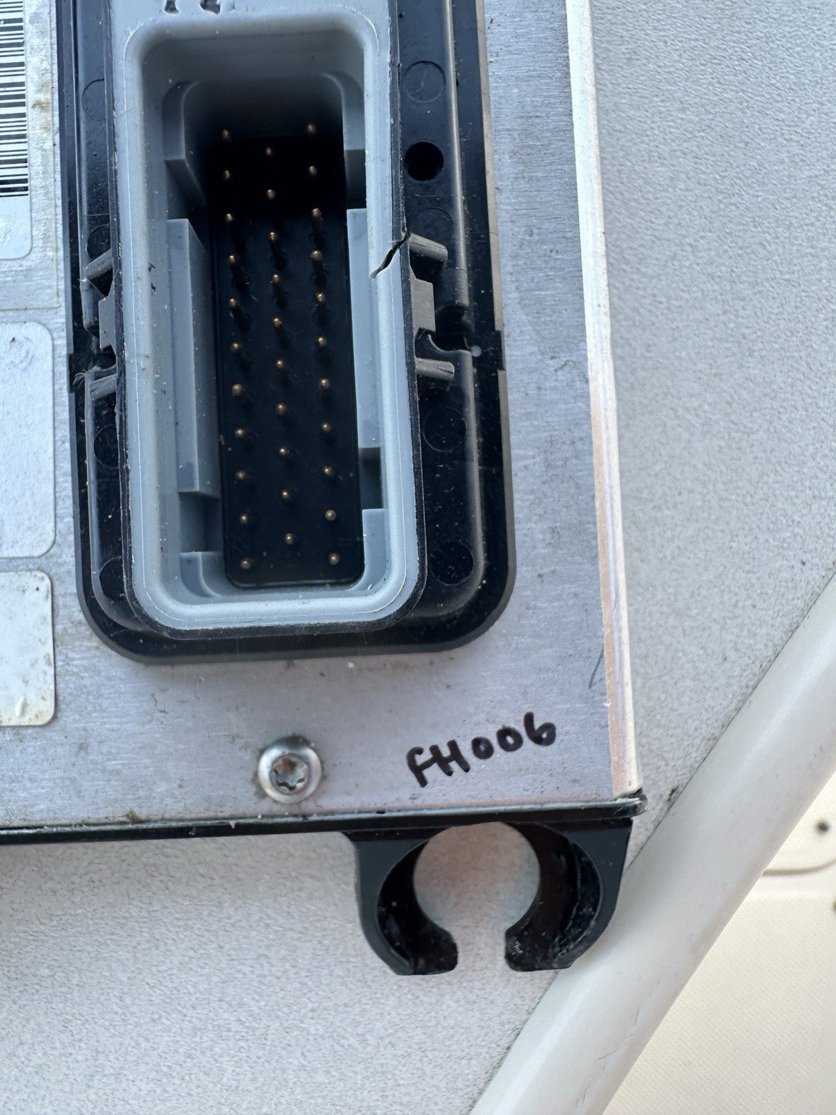 2005 Mercury Verado 250 PCM Computer ECU PCM 885558 Control Unit PCM0309 - Fishhawk MarineeBay Motors:Parts & Accessories:Boat Parts:Outboard Engines & Components:Electrical Systems