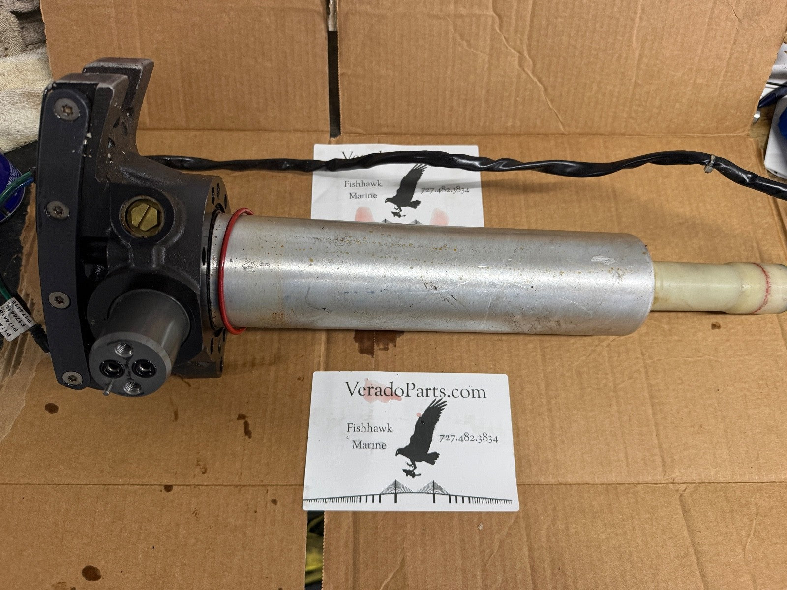 8977604
