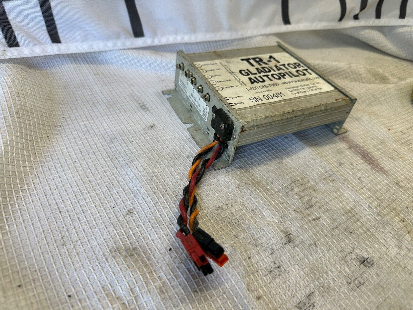 Garmin TR-1 Gladiator Nautimatic Autopilot ECU Electronic Control Unit Computer - Fishhawk MarineeBay Motors:Parts & Accessories:Boat Parts:Electronics & Navigation:Radar & Autopilots