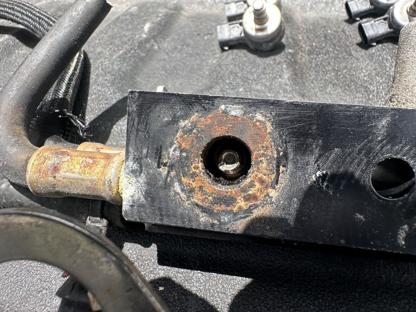 Mercury Optimax 225 HP 3.0 L Outboard Fuel Rail With Injectors 859520 884429 - 1 - Fishhawk MarineeBay Motors:Parts & Accessories:Boat Parts:Outboard Engines & Components:Other