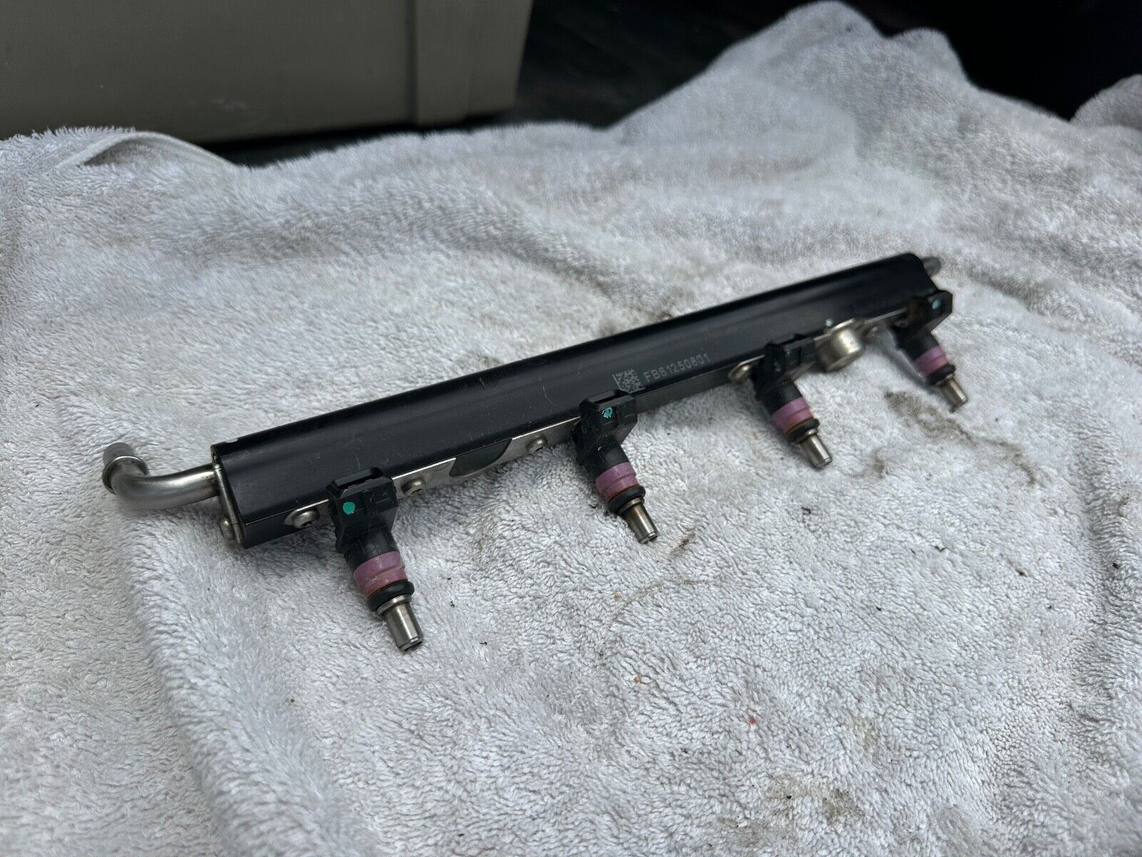 Mercury Verado 135 150 175 200 HP L4 Fuel Injector Set With Rail 892811T02 OEM - Fishhawk MarineeBay Motors:Parts & Accessories:Boat Parts:Outboard Engines & Components:Intake & Fuel Systems