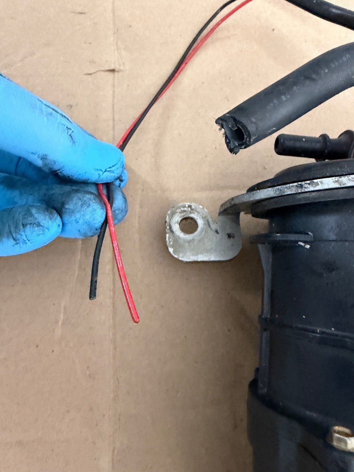 Mercury Verado Fuel Supply Module FSM FSM-10A Verado 8M0127829 L6 - Fishhawk MarineeBay Motors:Parts & Accessories:Boat Parts:Outboard Engines & Components:Intake & Fuel Systems