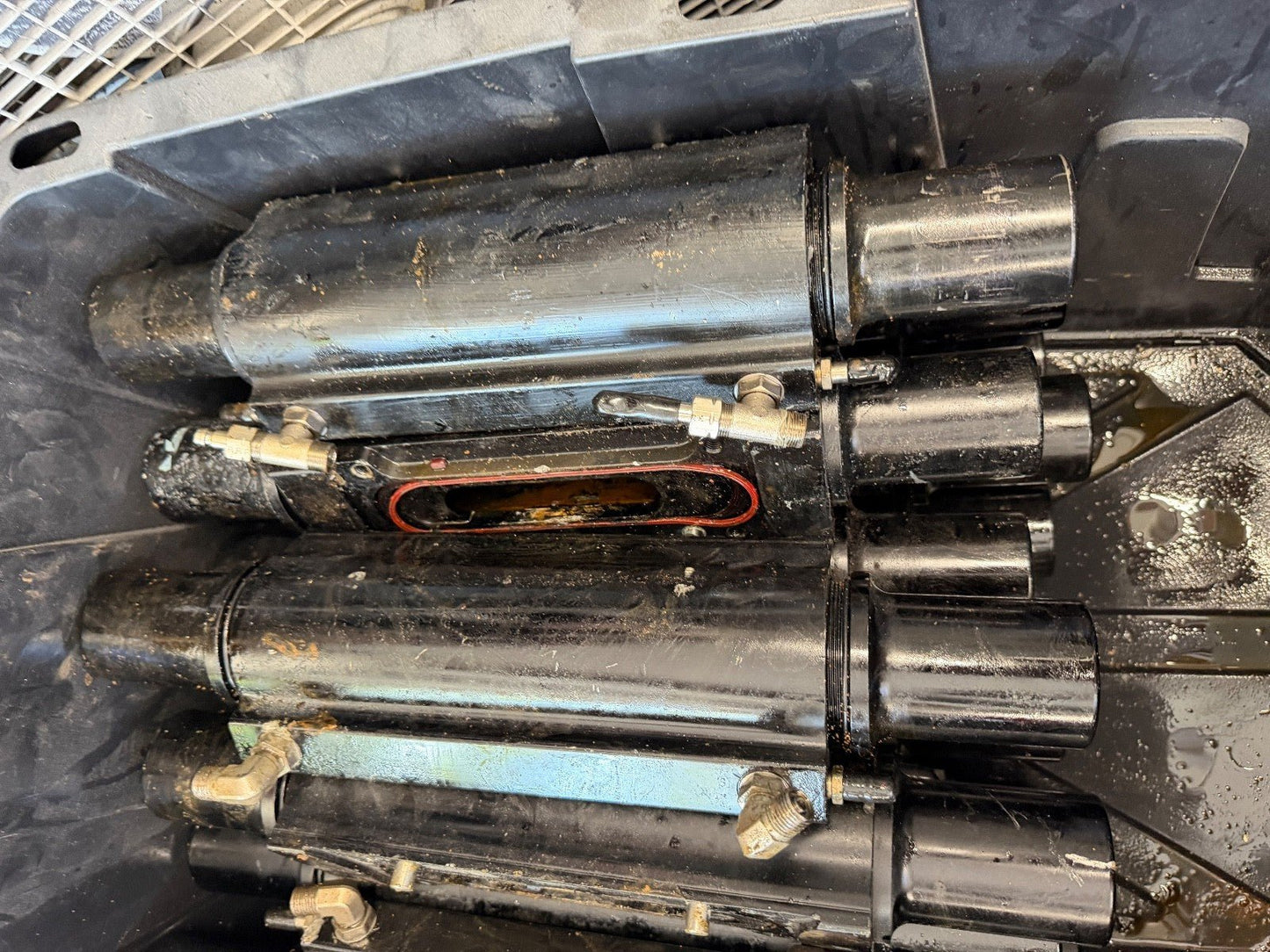 Mercury Verado Steering Ram Cylinder CORE CASE 8M0118141 250 275 300 350 400 450 - Fishhawk MarineeBay Motors:Parts & Accessories:Boat Parts:Controls & Steering