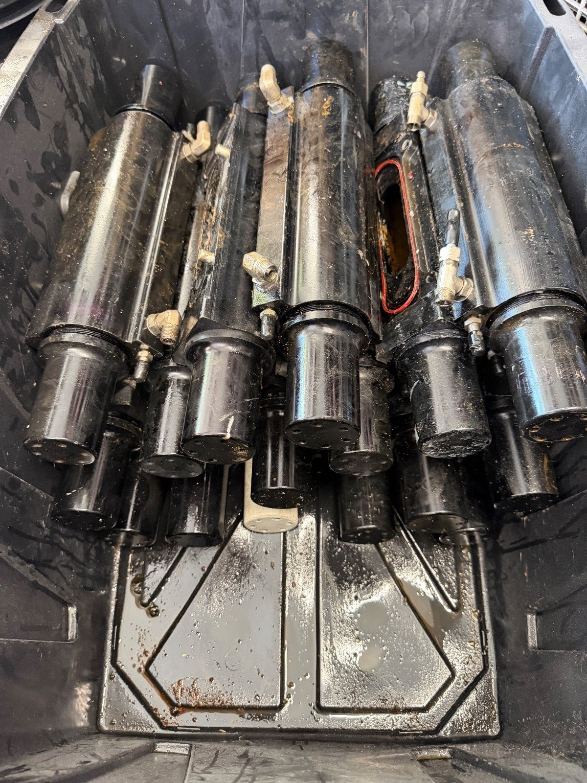 Mercury Verado Steering Ram Cylinder CORE CASE 8M0118141 250 275 300 350 400 450 - Fishhawk MarineeBay Motors:Parts & Accessories:Boat Parts:Controls & Steering