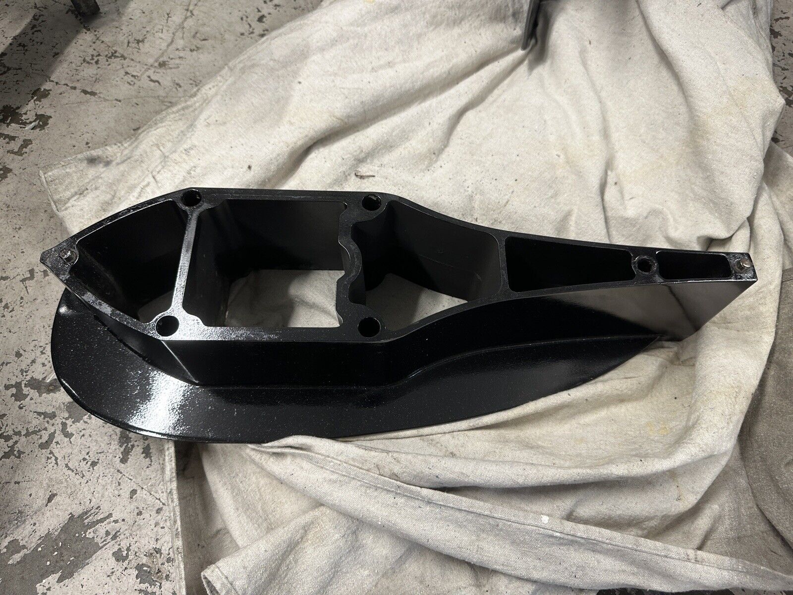 Mercury Verado 5" Spacer Extension Housing Midsection 880647T -30 day warranty - Fishhawk MarineeBay Motors:Parts & Accessories:Boat Parts:Outboard Engines & Components:Mid-Sections